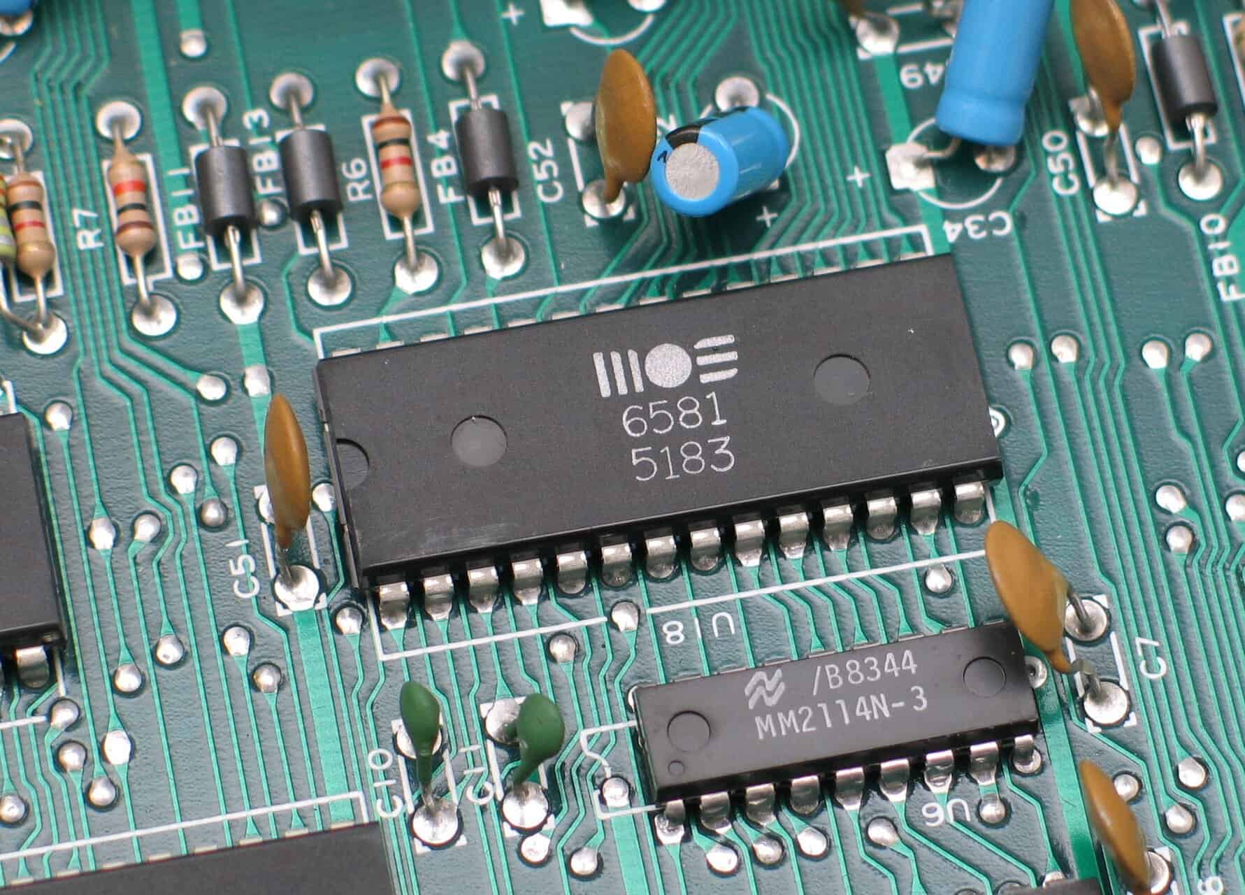 What Is Through-Hole Technology?